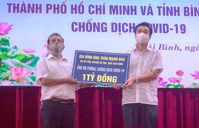 Lão nông rút hơn 1 tỷ đồng tiết kiệm ủng hộ quỹ phòng chống Covid-19