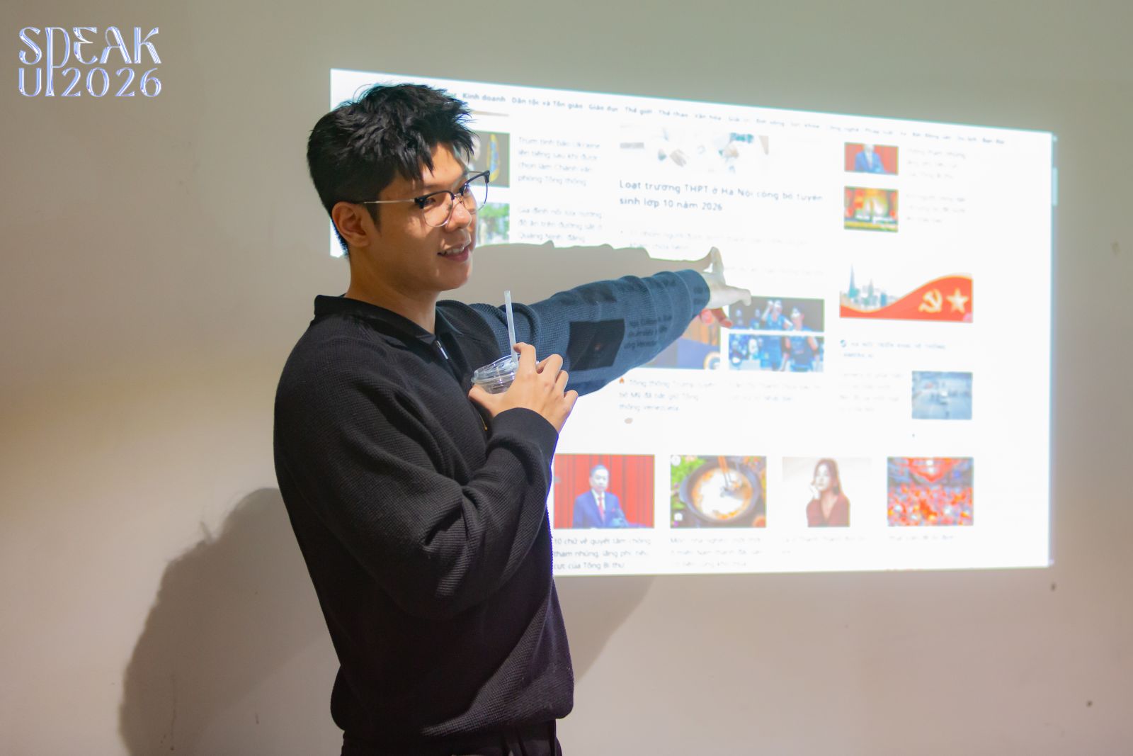 Trang bị hành trang vững vàng cho Top 20 SPEAK UP 2026 tại buổi training kỹ năng