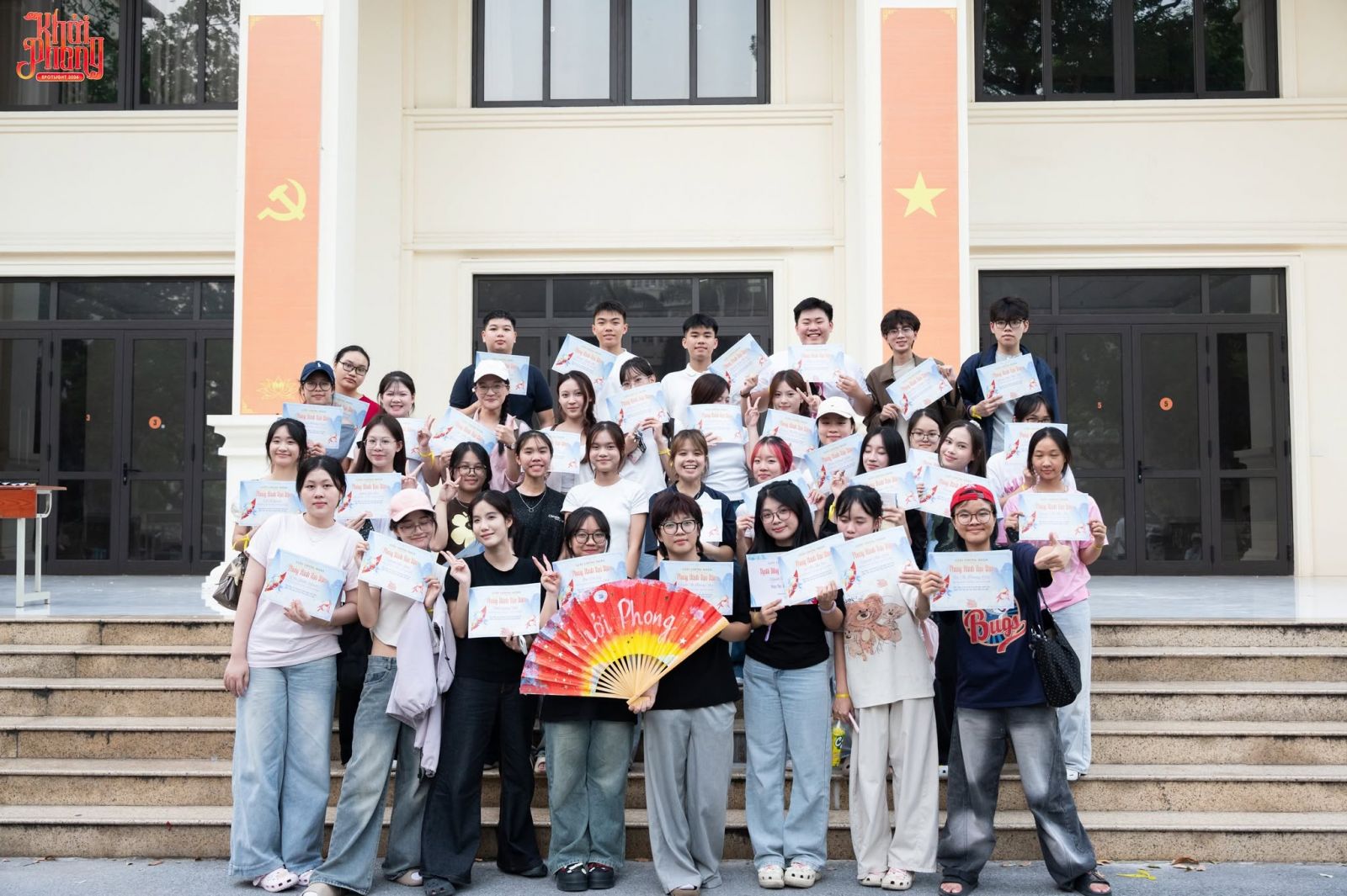 Tân sinh viên Khoa Tuyên Truyền cùng “Chạm Phiến Khơi Phong” tạo dấu ấn riêng