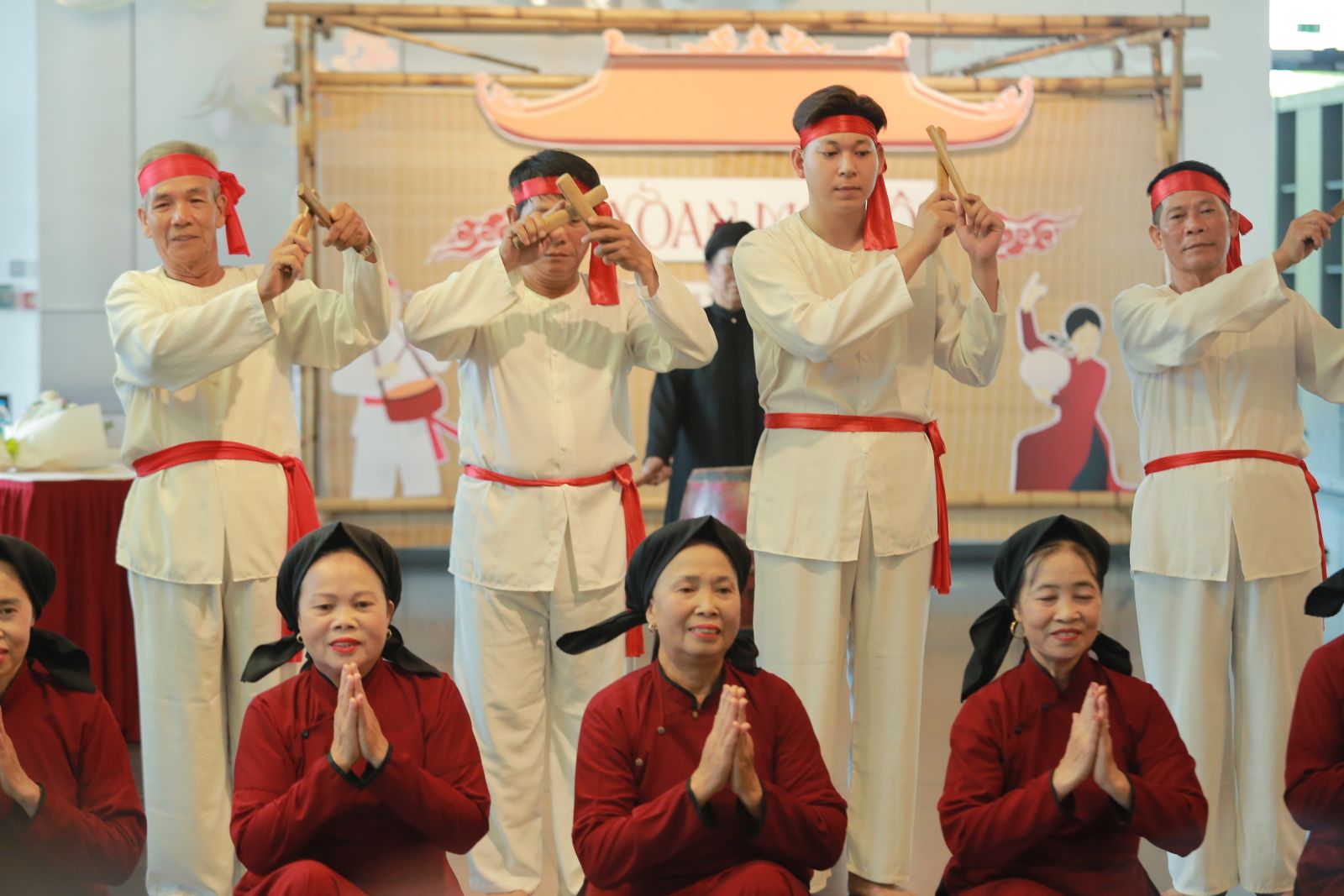 “Xoan mở hội” mang không gian văn hóa vùng đất Tổ đến gần công chúng trẻ