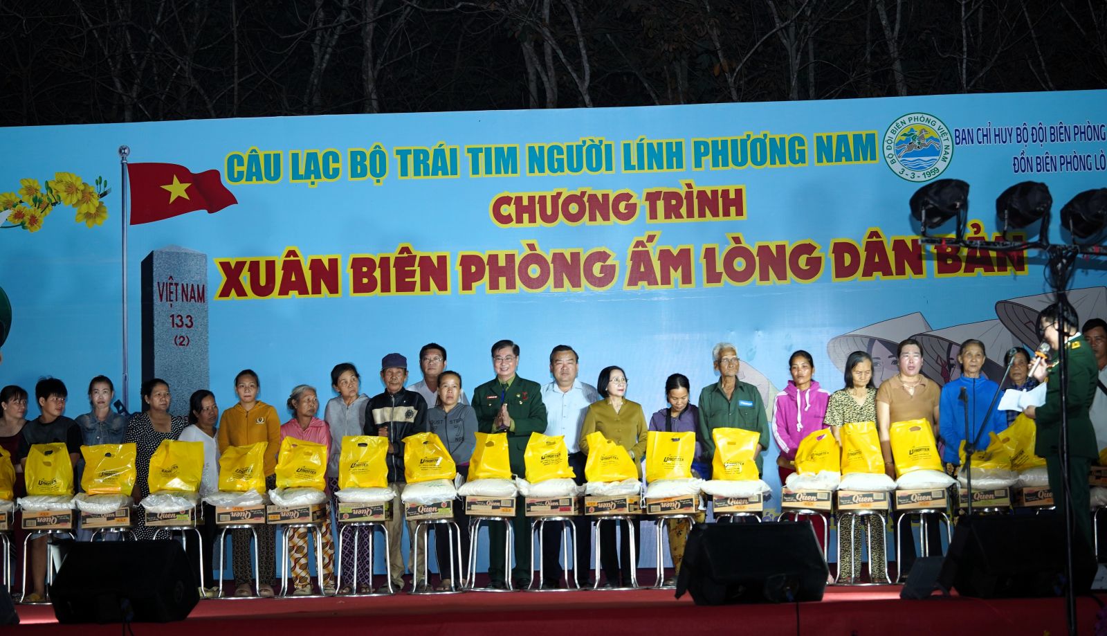 ẤM ÁP NGHĨA TÌNH CHƯƠNG TRÌNH “XUÂN BIÊN PHÒNG – ẤM LÒNG DÂN BẢN” 2026 TẠI TÂY NINH