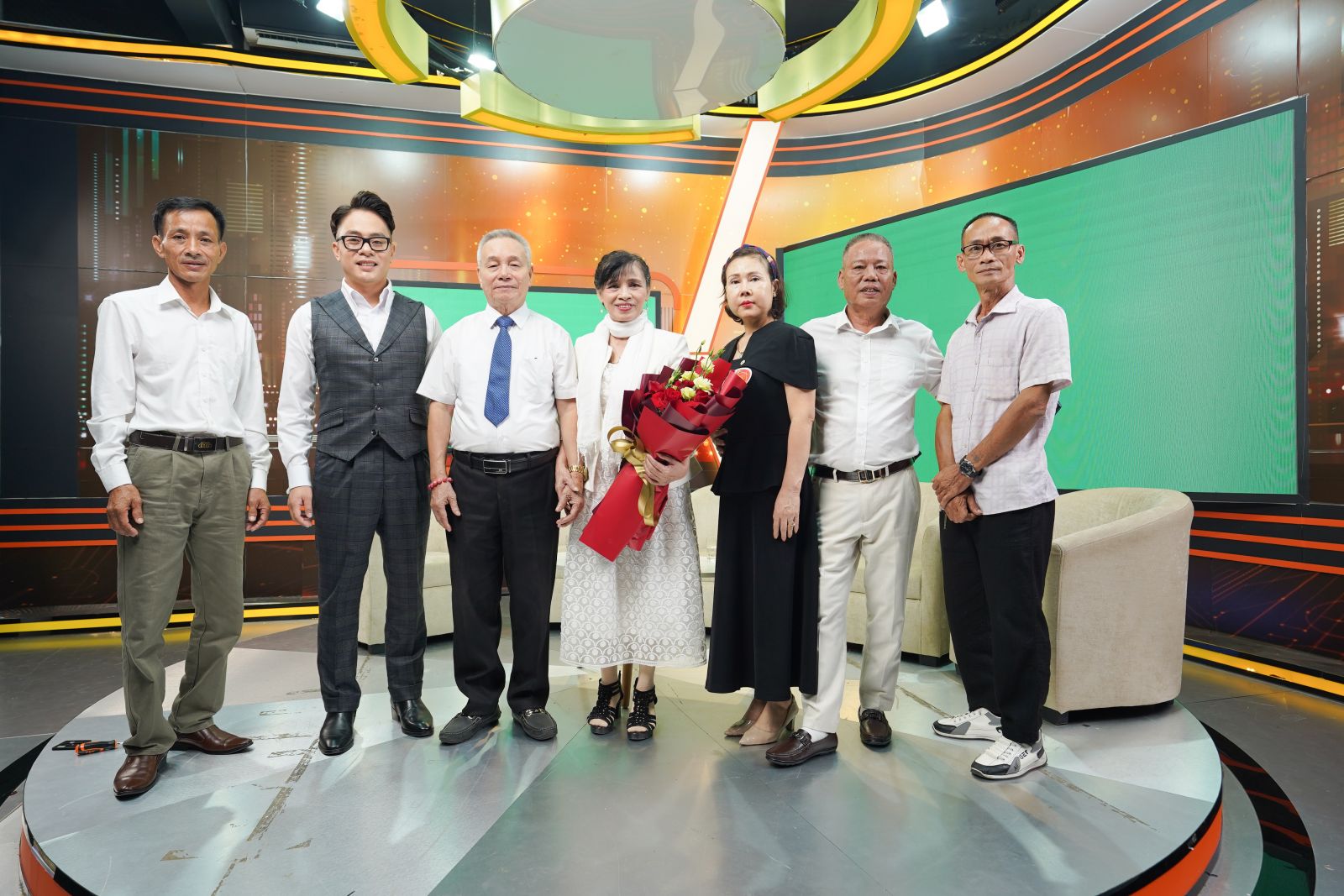  “Người trở về từ cõi chết” CÂU CHUYỆN CỦA TÌNH BẠN VÀ LÒNG NHÂN ÁI