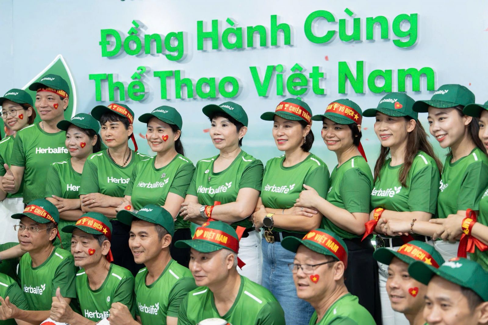   Herbalife Việt Nam tiếp tục phối hợp cùng Liên đoàn Bóng đá Việt Nam đồng hành và tiếp sức cho các Đội tuyển Bóng đá Quốc gia Việt Nam 